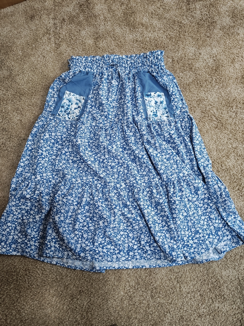 SHEIN Blue Floral Midi Skirt